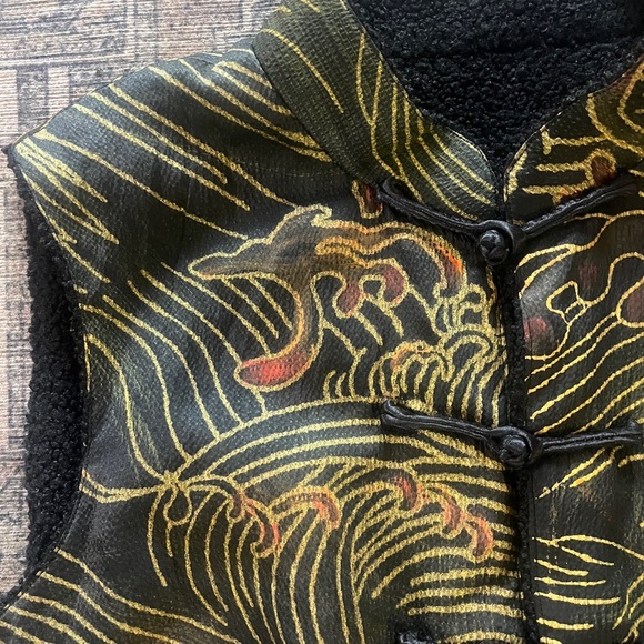 Vintage Asian Style fleece lined Black and Gold Patterned Vest - Picture 10 of 15